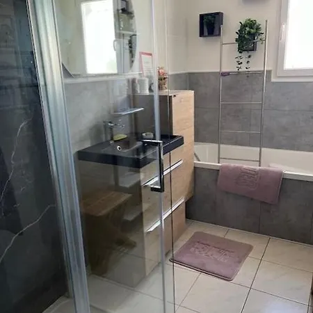 Alloggio in famiglia Location Proximite Du Circuit 24 H Teloché